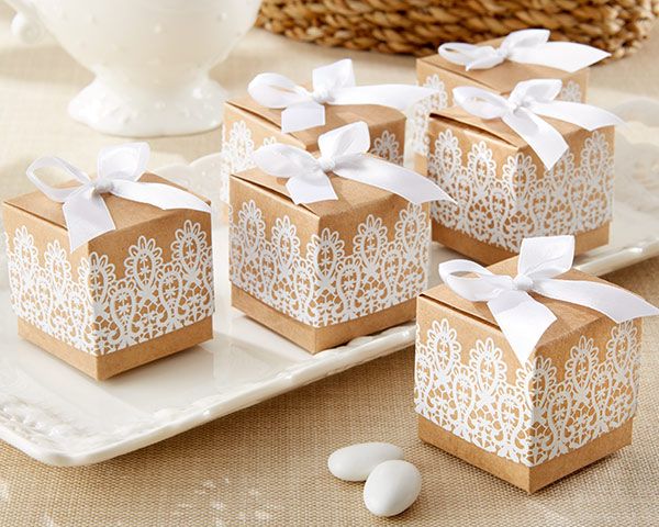 The Clear Advantages of DIY Wedding Favours